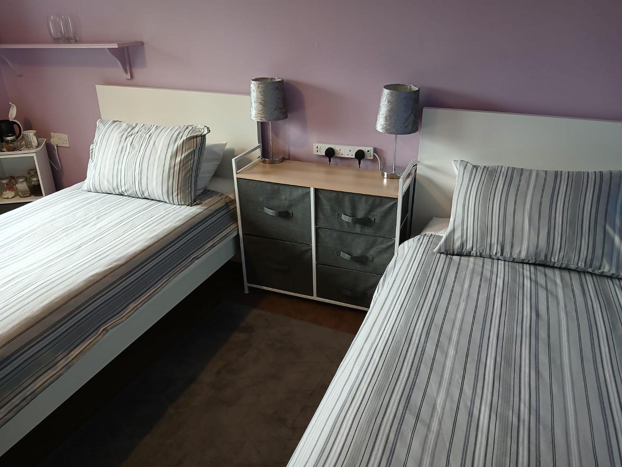 Twin Room In Prescot Homestay Exteriér fotografie